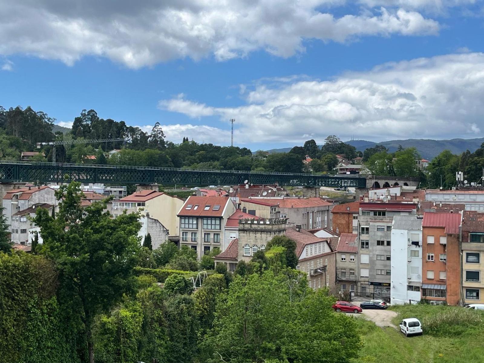Apartamento El Viaducto En Redondela Lejlighed Eksteriør billede